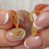 Boucles d'oreilles pendantes en forme de cœur et ruban argenté et doré pour femme